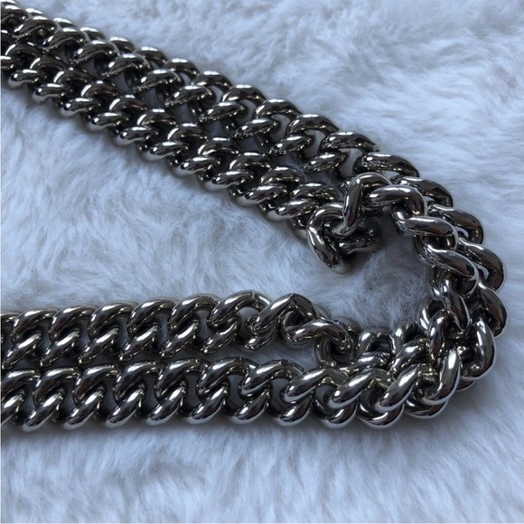 Gucci Black Leather Shoulder Bag - Picture 9 of 16